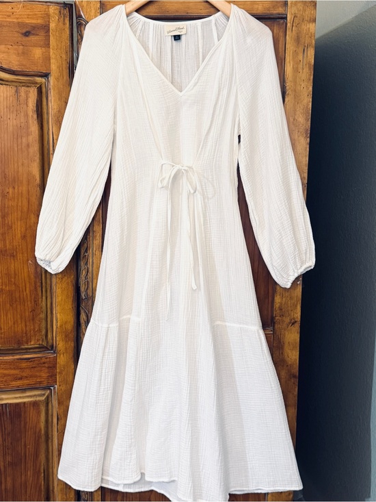 Universal Thread Dresses & Skirts - Universal Thread White Gauze Cotton V-Neck Long Sleeve Maxi Dress Waist Tie XS